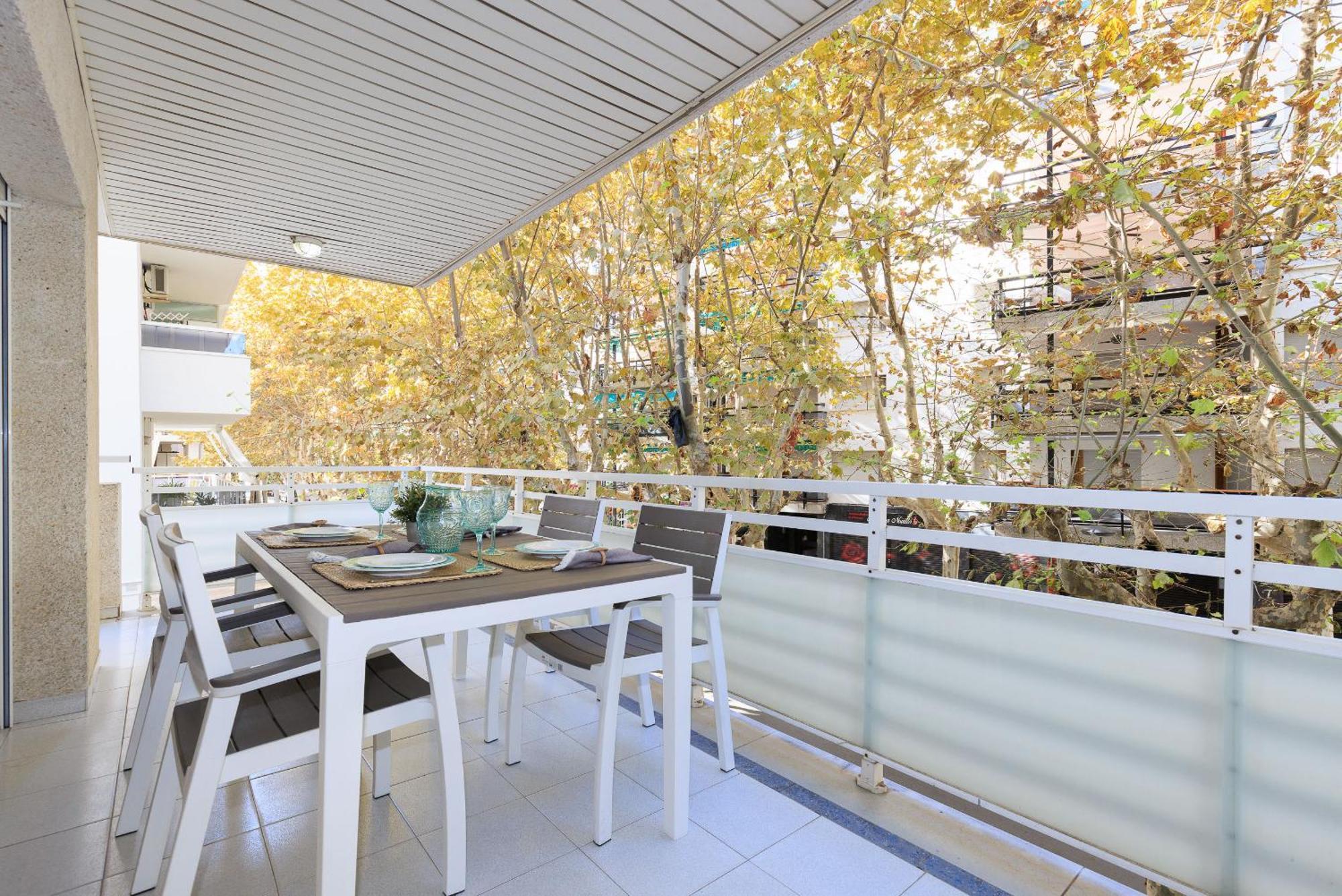 Uhc Apartamento Ruisenores Salou Exterior photo